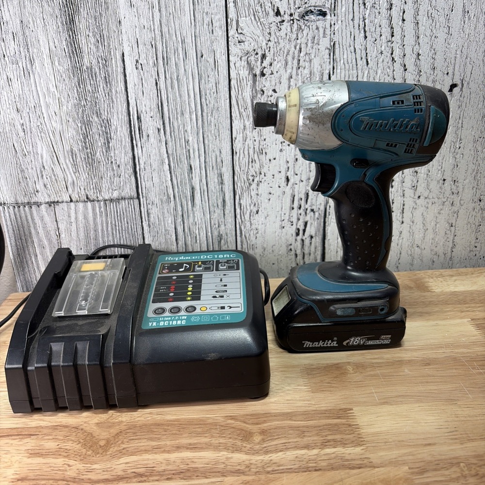 MAKITA  BTD141 LXT 18 V LITHIUM-ION‎ 1/4" IMPACT DRIVER TOOL With 1.5ah BATTERY